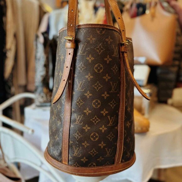 Louis Vuitton Monogram Bucket Bag - Picture 2 of 16